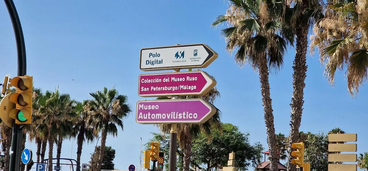 Paula Beach Màlaga